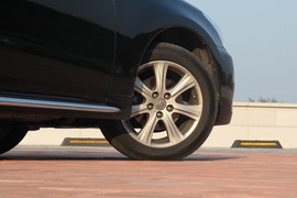 2010款新皇冠3.0L深圳试驾实拍