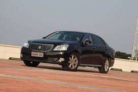 2010款新皇冠3.0L深圳试驾实拍