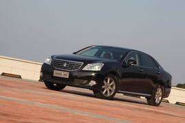 2010款新皇冠3.0L深圳试驾实拍