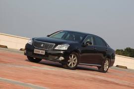 2010款新皇冠3.0L深圳试驾实拍