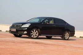 2010款新皇冠3.0L深圳试驾实拍