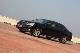 2010款新皇冠3.0L深圳试驾实拍
