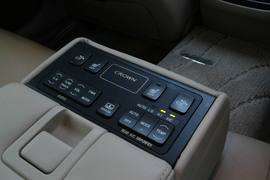 2010款新皇冠3.0L深圳试驾实拍
