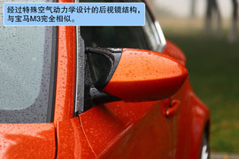 2011款宝马1系M双门轿跑车试驾实拍