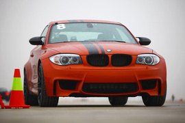 2011款宝马1系M双门轿跑车试驾实拍