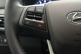 2017款全新悦动内饰