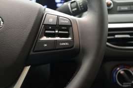 2017款全新悦动内饰