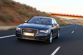 2012款奥迪S8西班牙试驾实拍