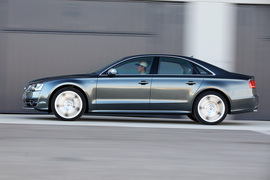 2012款奥迪S8西班牙试驾实拍