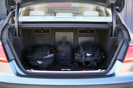 2012款奥迪S8西班牙试驾实拍