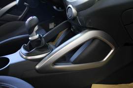 2011款现代飞思1.6L手动舒适版