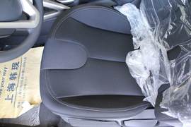 2011款现代飞思1.6L手动舒适版