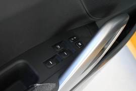 2011款现代飞思1.6L手动舒适版