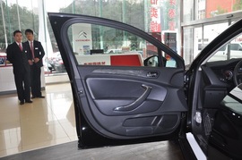 2011款雪铁龙C5东方之旅纪念版