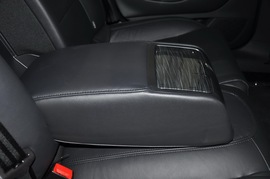 2011款雪铁龙C5东方之旅纪念版