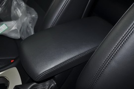 2011款雪铁龙C5东方之旅纪念版