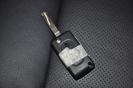 2011款雪铁龙C5东方之旅纪念版