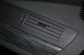 2011款雪铁龙C5东方之旅纪念版