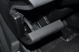 2011款雪铁龙C5东方之旅纪念版