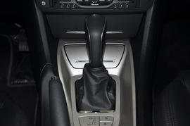 2011款雪铁龙C5东方之旅纪念版