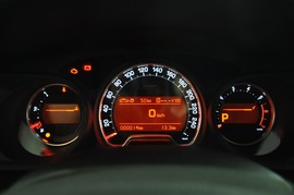 2011款雪铁龙C5东方之旅纪念版