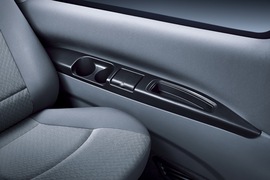 2011款风行菱智1.6L