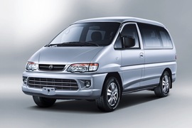 2011款风行菱智1.6L