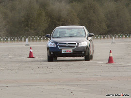 奔腾6MT试驾-动态