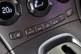 2012款斯巴鲁驰鹏