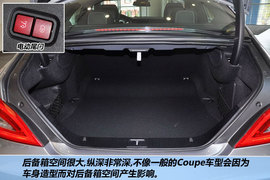 2012款奔驰CLS350