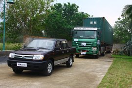 2011款郑州日产锐祺ZD30柴油皮卡海口试驾