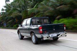 2011款郑州日产锐祺ZD30柴油皮卡海口试驾