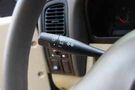 2011款郑州日产锐祺ZD30柴油皮卡海口试驾