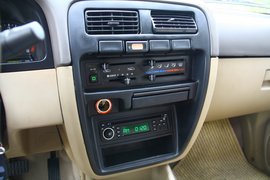 2011款郑州日产锐祺ZD30柴油皮卡海口试驾