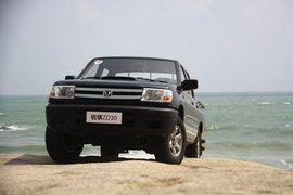 2011款郑州日产锐祺ZD30柴油皮卡海口试驾