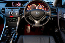 2011款本田欧版雅阁Type