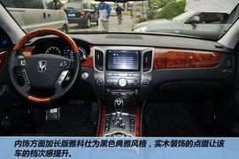 2012款现代雅科仕加长版