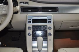 2011款沃尔沃S80L