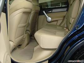 新CR-V手动版内饰