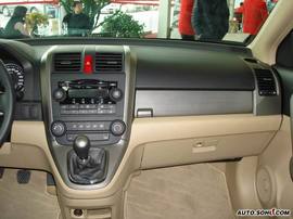 新CR-V手动版内饰