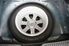2011款奔腾B70