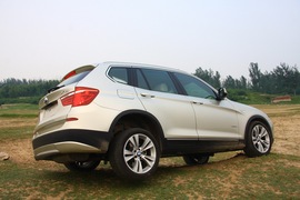 2011款宝马X3对比评测