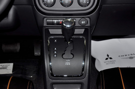 2011款Jeep吉普指南者