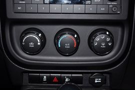 2011款Jeep吉普自由客