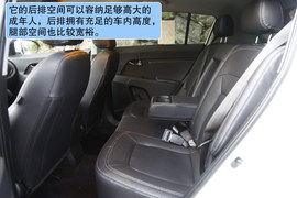 2012款起亚智跑2.0L自动两驱Premium试驾实拍