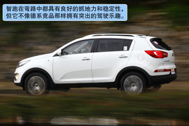 2012款起亚智跑2.0L自动两驱Premium试驾实拍
