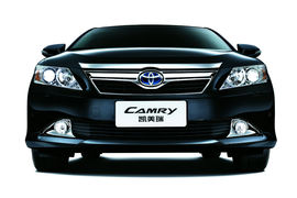 2012款广汽丰田第七代凯美瑞