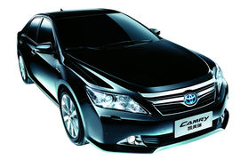 2012款广汽丰田第七代凯美瑞