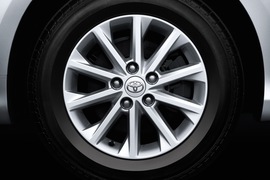 2012款广汽丰田第七代凯美瑞