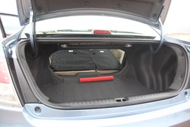 试驾全球鹰GC718自动